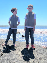 Load image into Gallery viewer, KIDS Quilted Zip-Up Vest