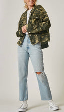 Load image into Gallery viewer, ADULT Camo Jacket