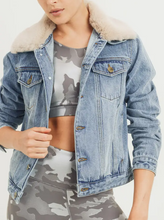 Load image into Gallery viewer, Customizable Denim Jacket w/ Detachable Faux-Fur Collar