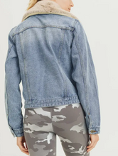 Load image into Gallery viewer, Customizable Denim Jacket w/ Detachable Faux-Fur Collar