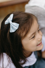 Load image into Gallery viewer, Bow Hair Clips